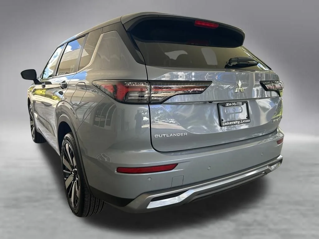 New 2026 Gray Mitsubishi SE S-AWC image 4
