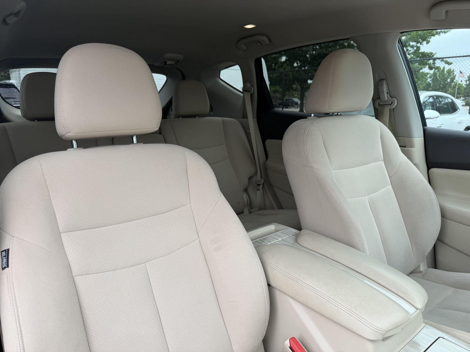 Used 2017 Pearl White Nissan S image 28
