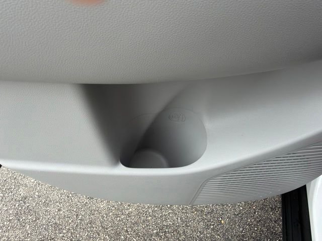 Used 2024 White Hyundai SEL image 17