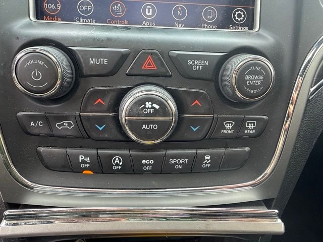 Used 2018 White Jeep Limited image 15