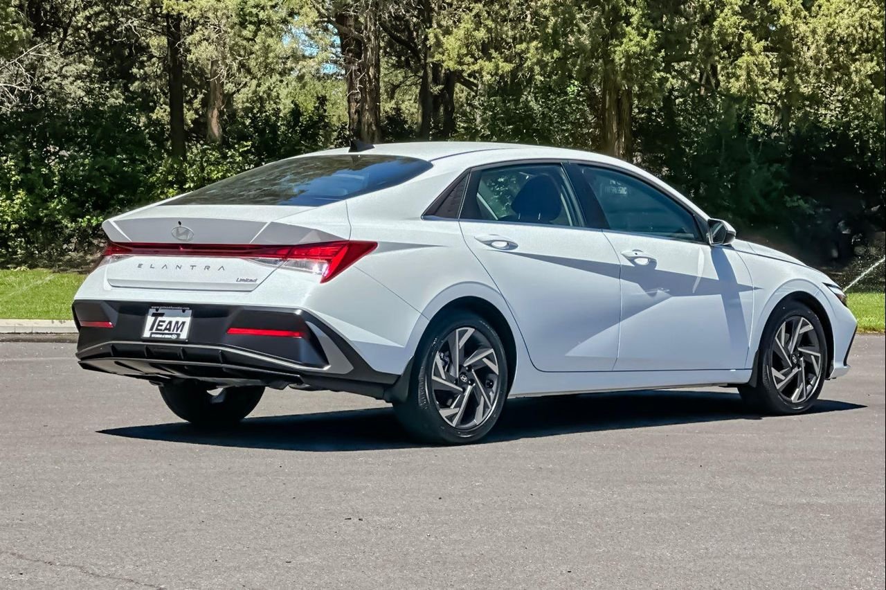 New 2026 White Hyundai Limited image 4