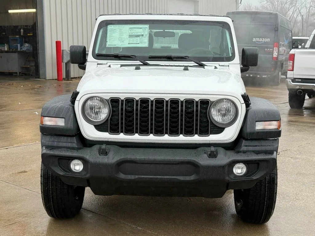 New 2026 Bright White Clear-Coat Exterior Paint Jeep Sport image 2