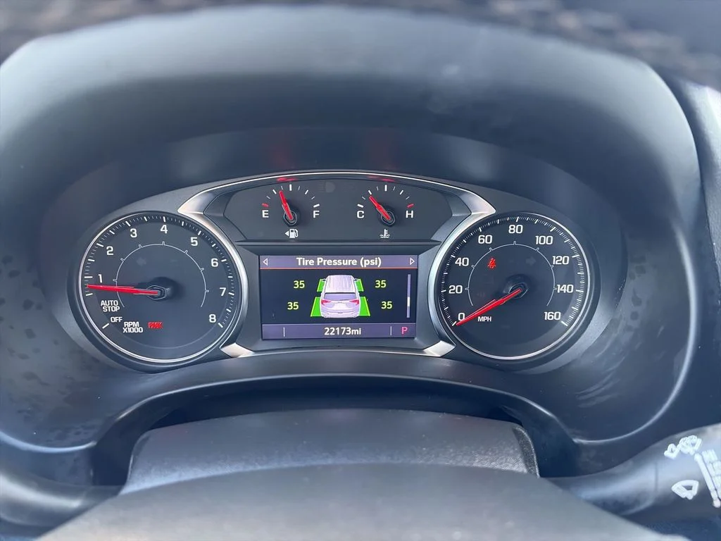 Certified Used 2023 White GMC SLT image 15
