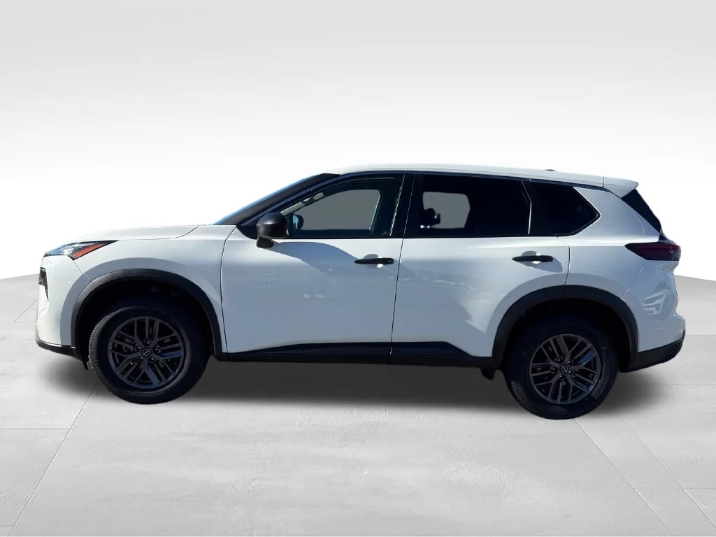 Used 2024 White Nissan S image 2