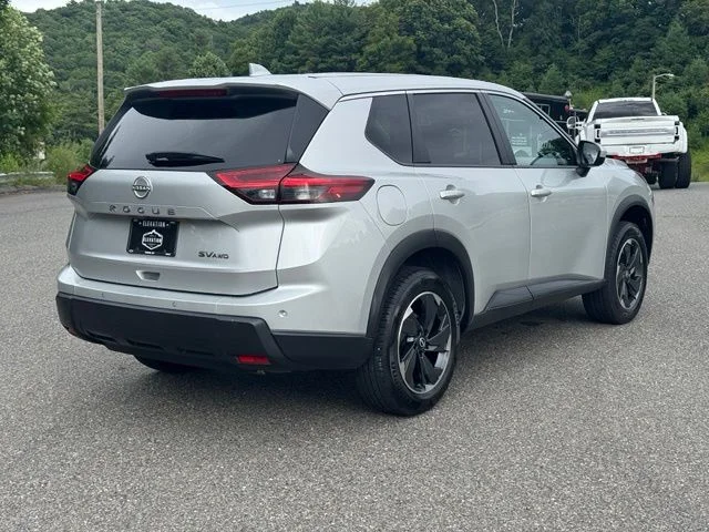 Used 2024 Silver Nissan SV image 7