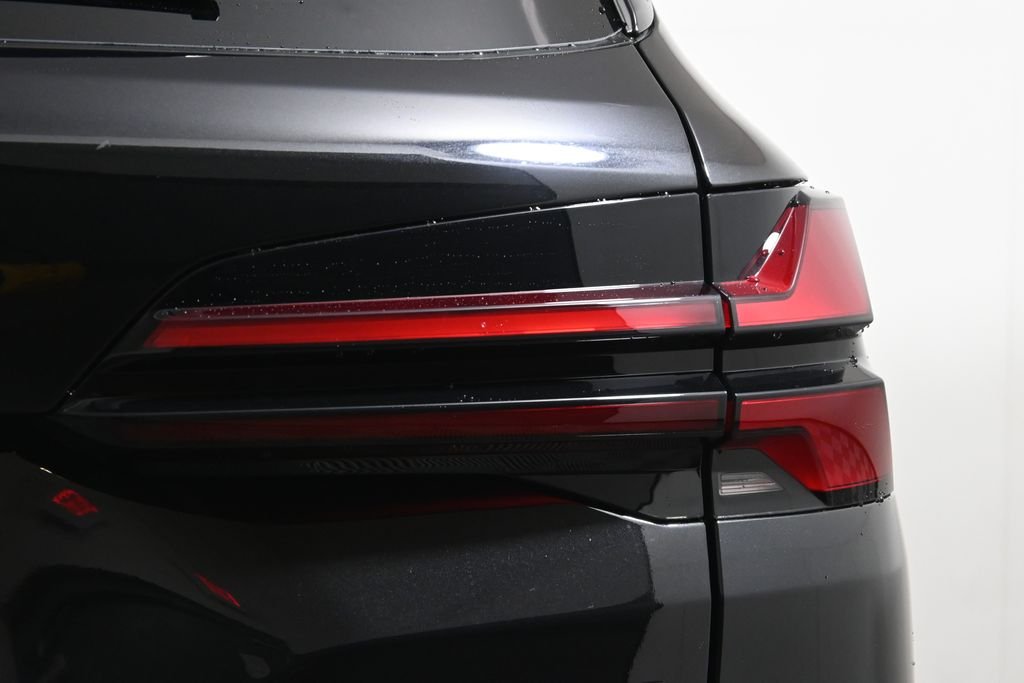 New 2026 Black Sapphire Metallic BMW Competition image 13