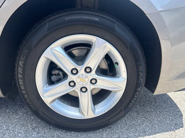 Used 2022 Gray Chevrolet LS image 13
