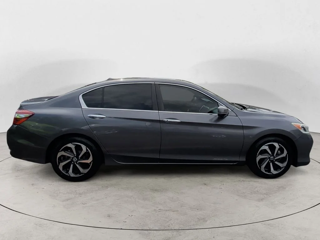Used 2016 Gray Honda EX image 6