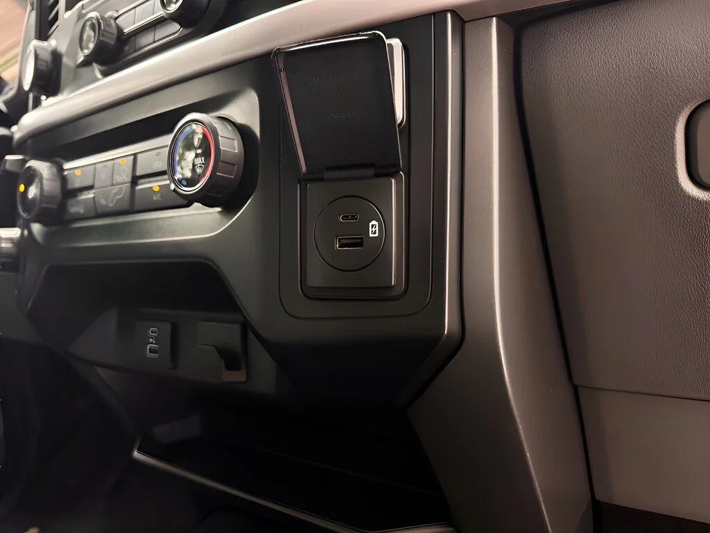 Used 2022 Stone Gray Metallic Ford  image 14