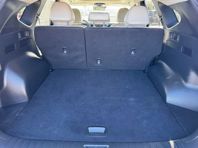 Used 2023 Blue Hyundai SEL Convenience image 9