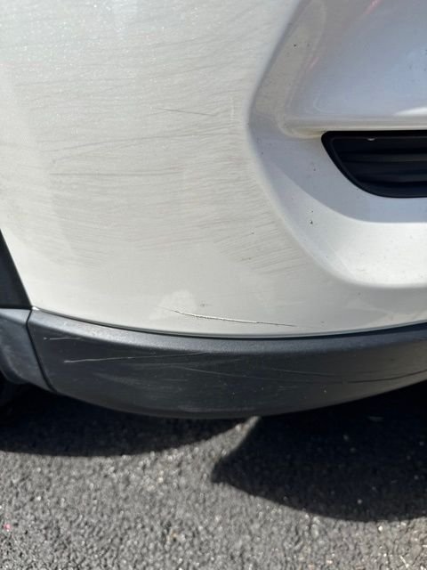 Used 2021 White Mazda Touring image 25