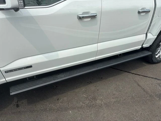New 2026 Star White Metallic Tri-Coat Ford Platinum® image 4