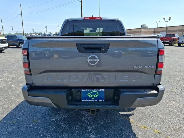 Used 2024 Gray Nissan SV image 6