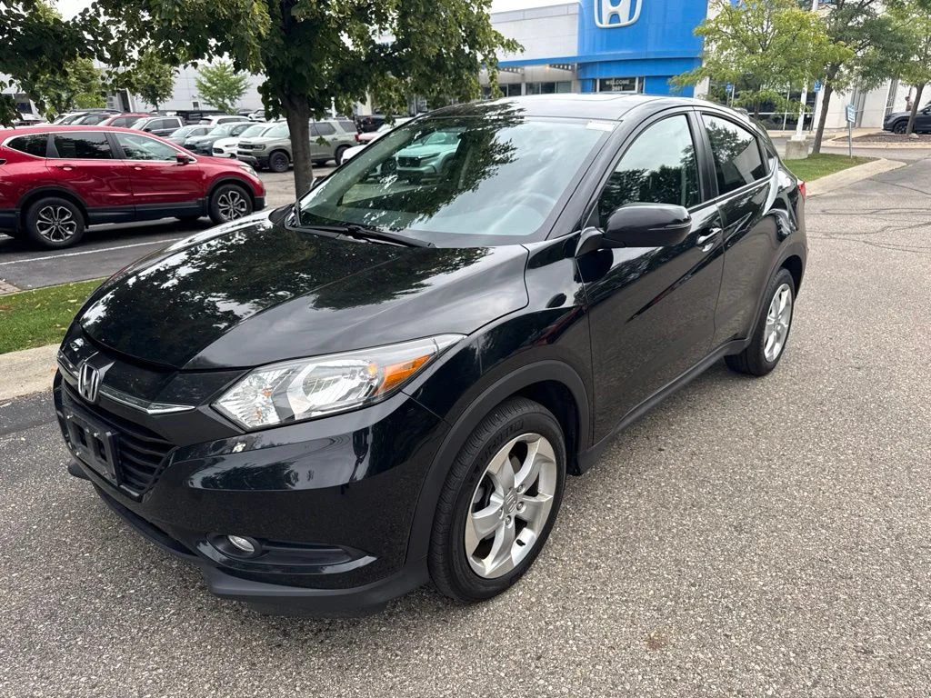 Used 2016 Crystal Black Pearl Honda EX image 1