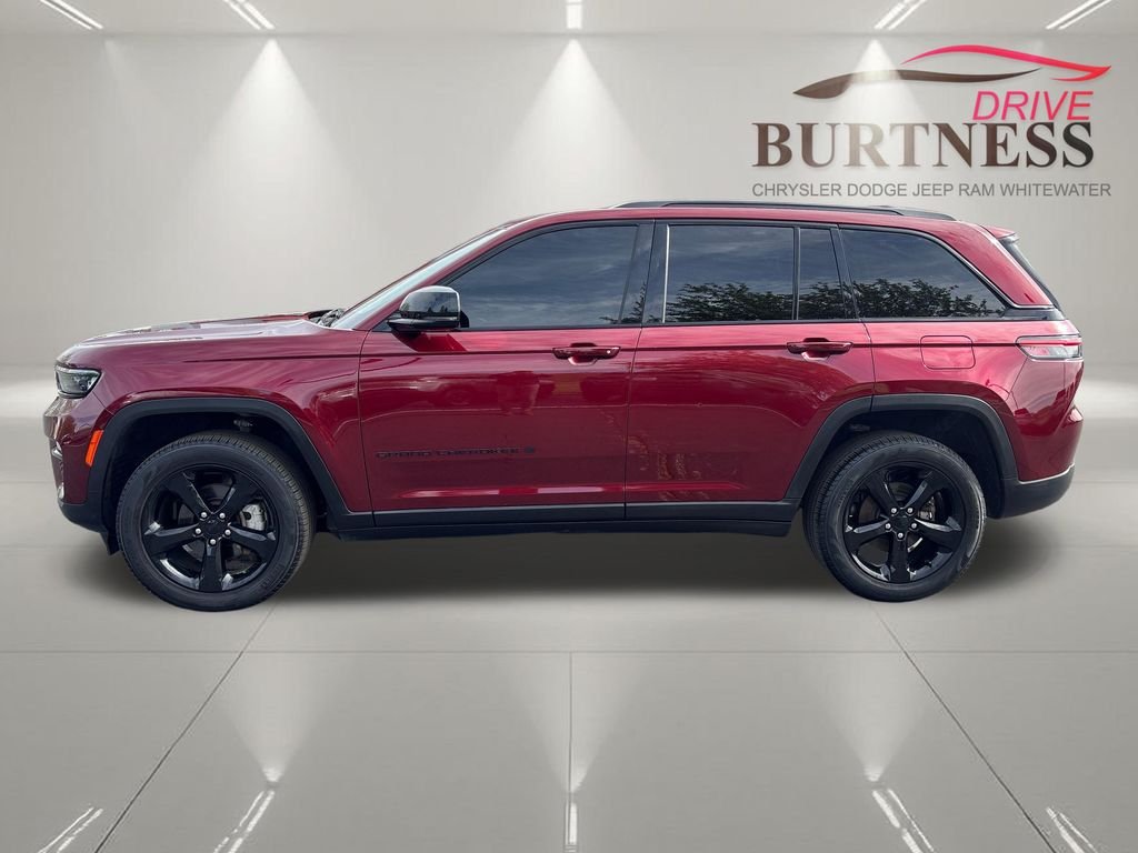 Used 2023 Red Jeep Limited image 5