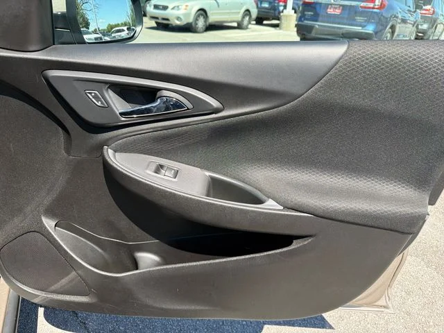 Used 2024 Gray Chevrolet LT image 24