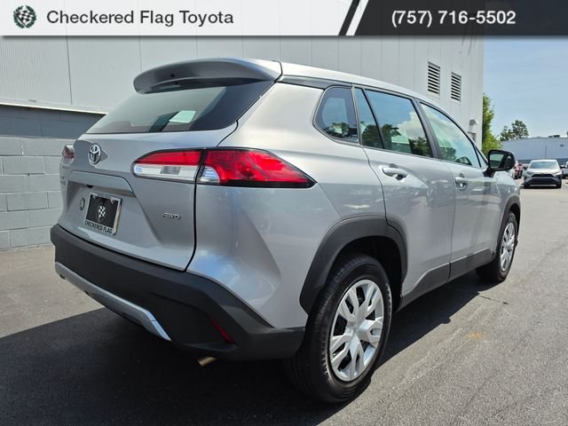 Used 2024 Sonic Silver Toyota L image 5