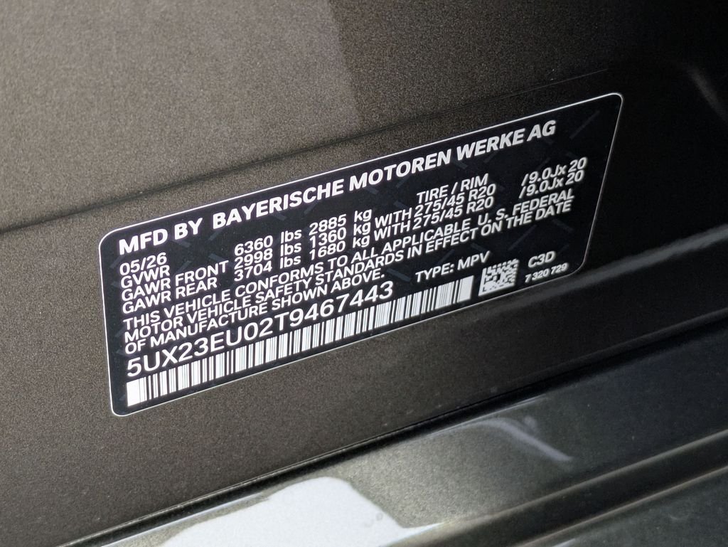 New 2026 Manhattan Green Metallic BMW xDrive40i image 25