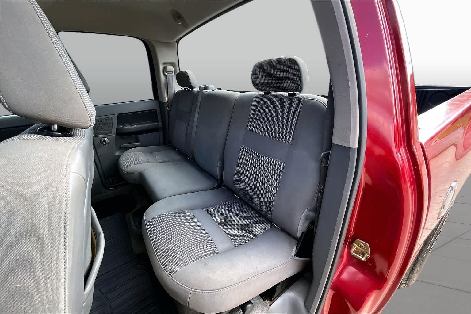 Used 2006 Inferno Red Crystal Pearl Dodge ST image 20