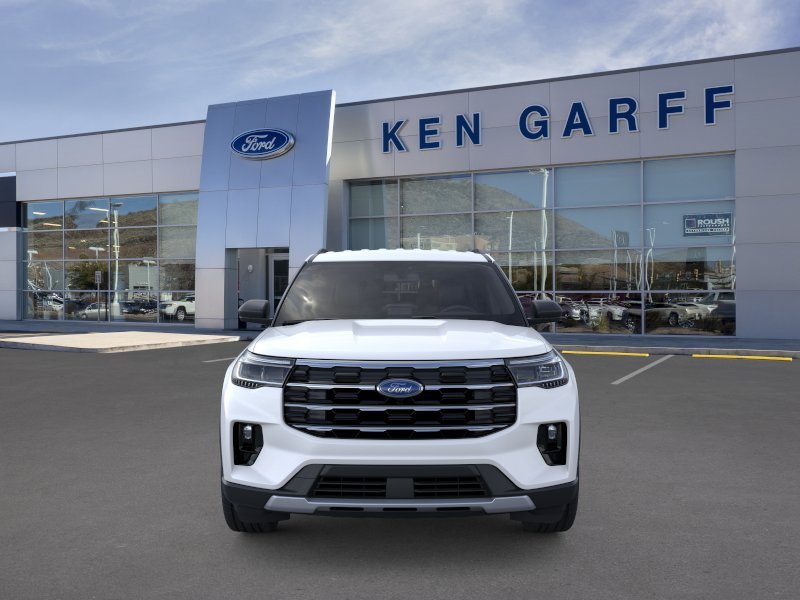 New 2026 Star White Metallic Tri-Coat Ford Active image 6