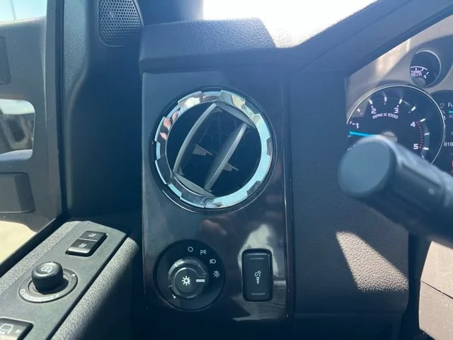 Used 2016 Silver Ford LARIAT image 15