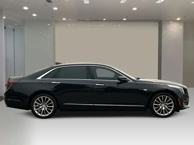 Used 2018 Black Cadillac 3.6L Luxury image 5