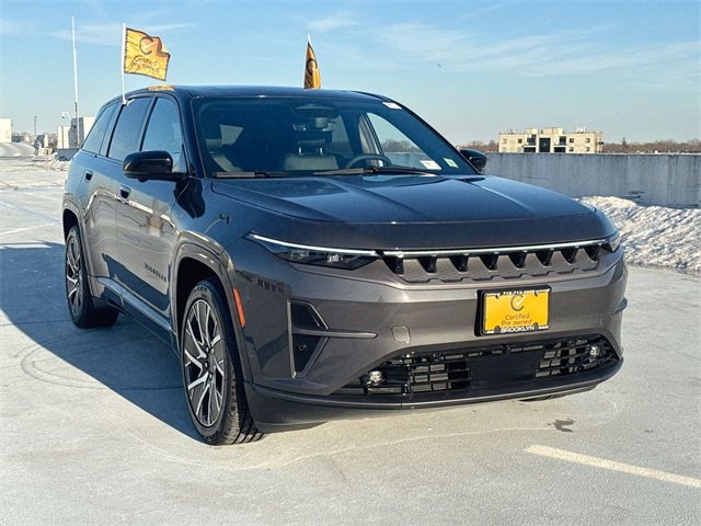 Used 2025 Jeep Wagoneer S Limited with VIN 3C4RJNCK3ST589355 for sale in Brooklyn, NY