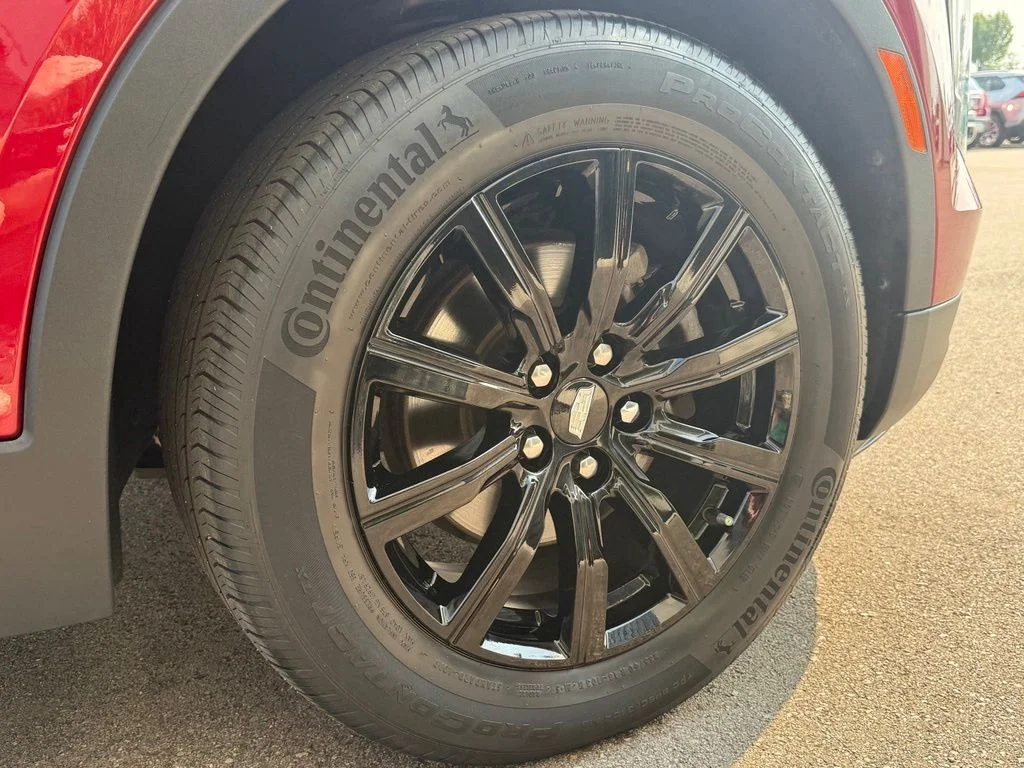 Used 2019 Red Cadillac Sport image 24