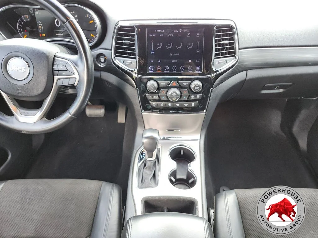 Used 2020 Black Jeep Altitude image 16