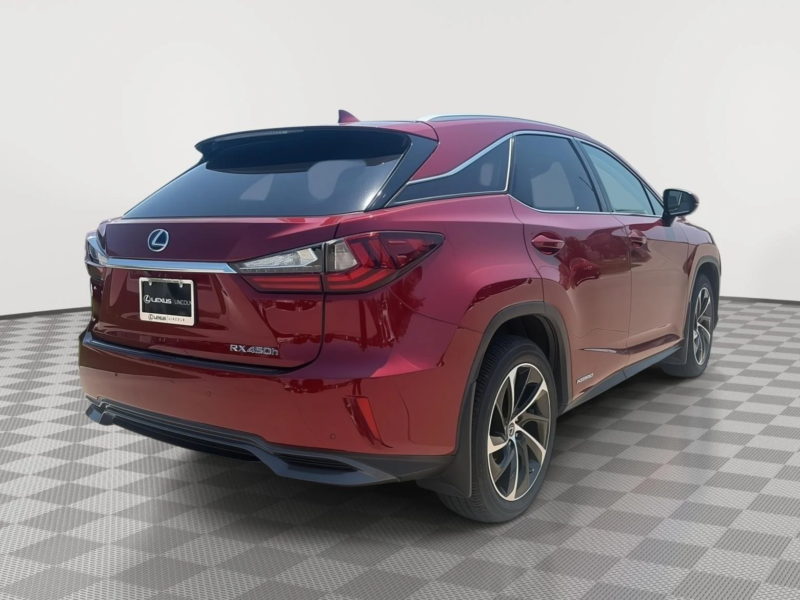 Used 2018 Matador Red Mica Lexus  image 7
