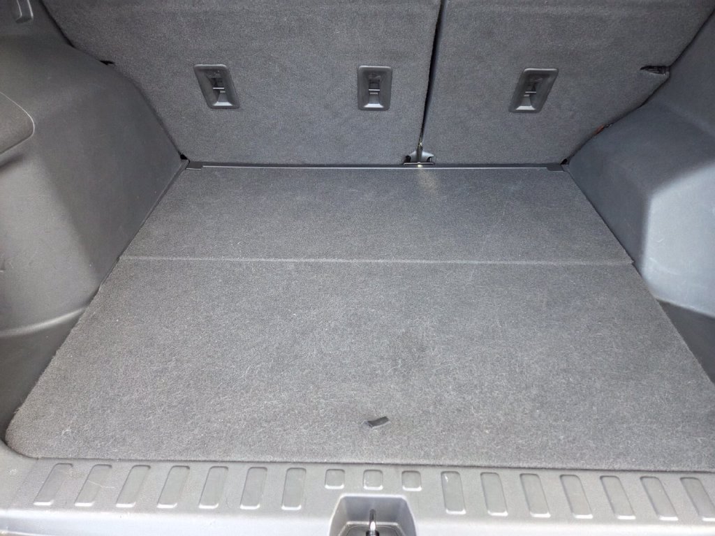 Used 2022 Gray Chevrolet RS image 18