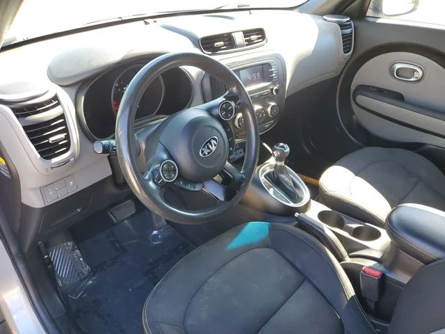 Used 2014 Silver Kia Plus image 18