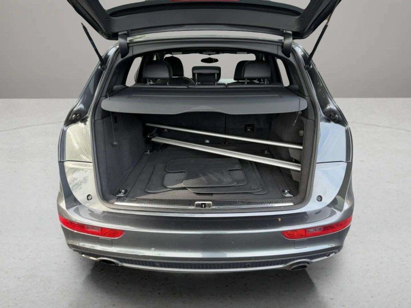 Used 2017 Gray Audi Premium Plus image 32