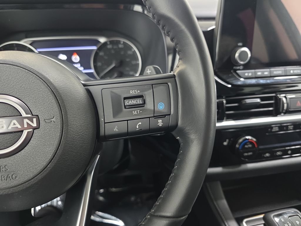 Used 2025 Super Black Nissan SV image 18