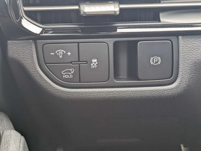 New 2026 Glacial White Pearl Kia X-Pro Prestige image 23