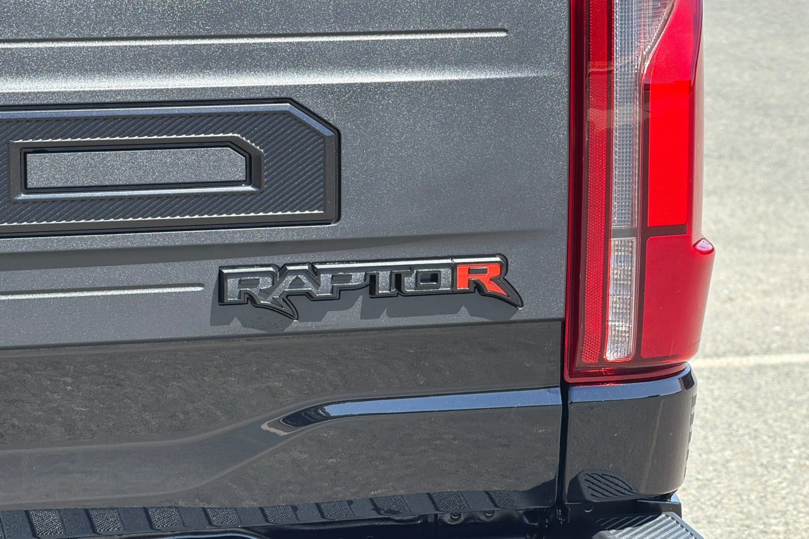 New 2026 Agate Black Metallic Ford Raptor® image 29