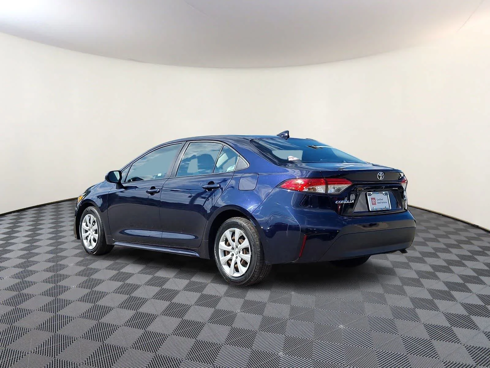 Used 2023 Blueprint Toyota LE image 7