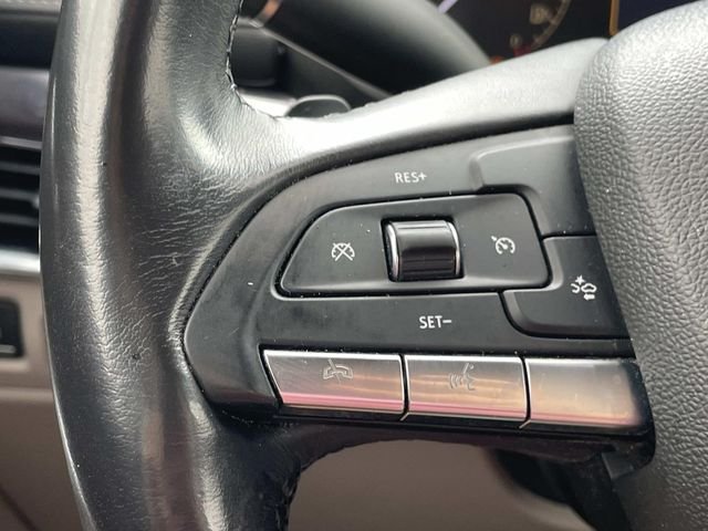 Used 2021 Silver Cadillac Luxury image 21