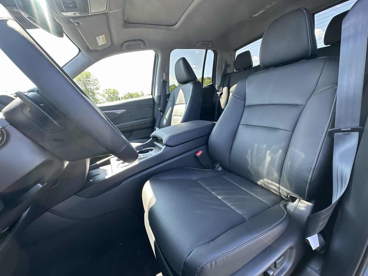 New 2026 Sonic Gray Pearl Honda RTL AWD image 11