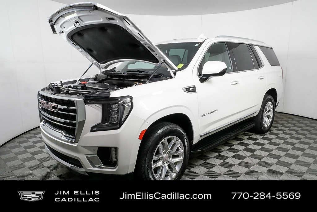 Used 2023 White Frost Tricoat GMC SLT image 33