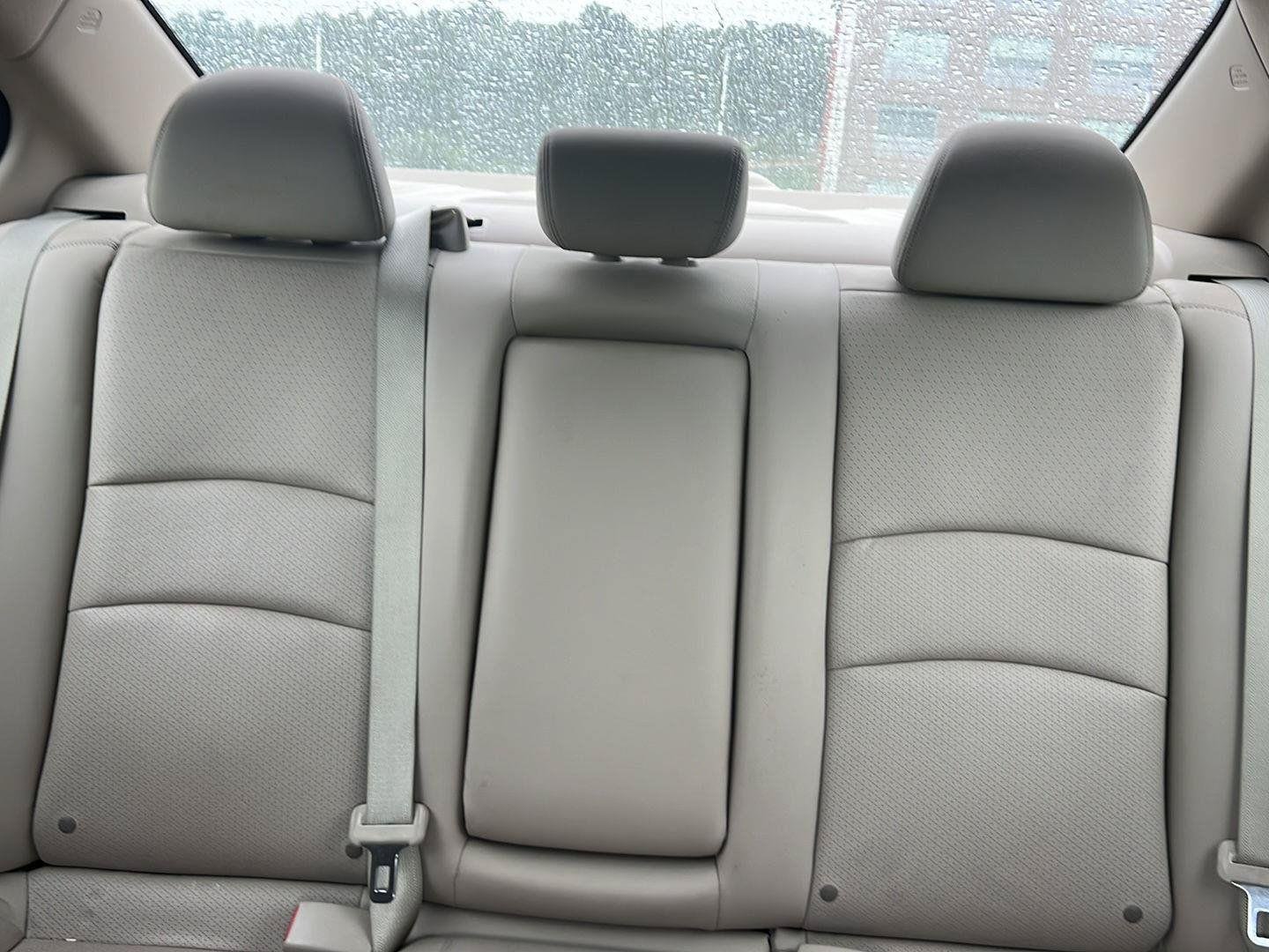 Used 2013 RED Honda EXL image 14