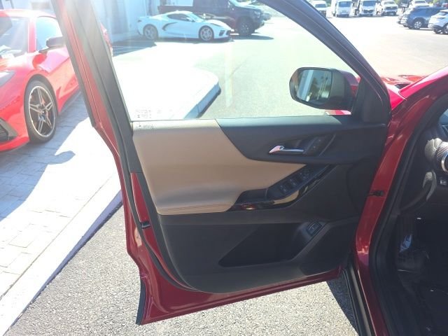 Used 2025 Red Chevrolet ACTIV image 13