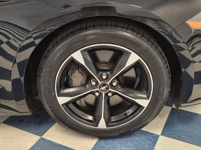 Used 2022 Black Ford GT image 10