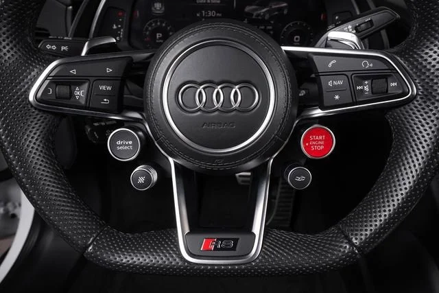 Used 2023 Ibis White/Black Roof Audi V10 performance image 32
