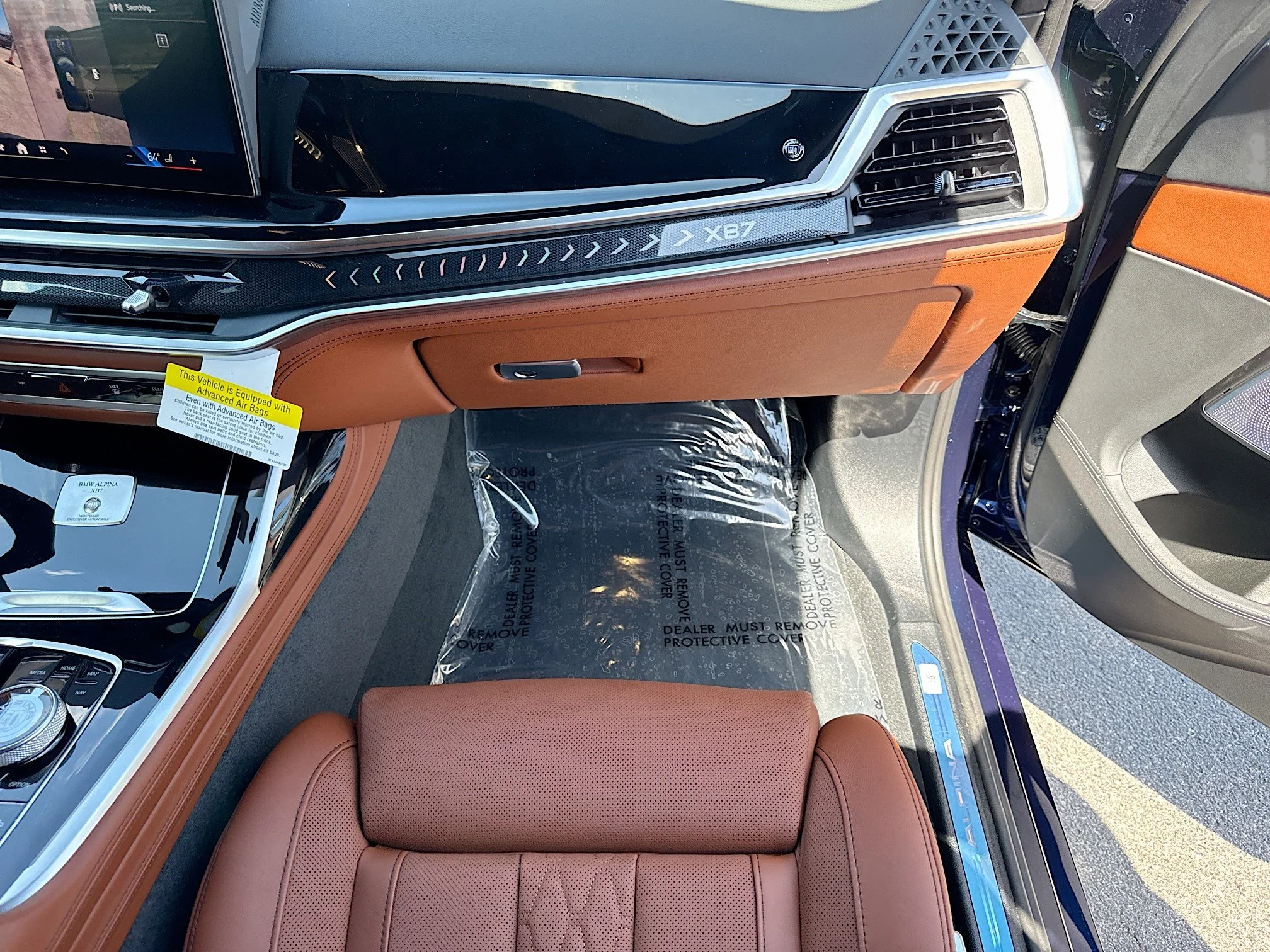 New 2026 Tanzanite Blue II Metallic BMW ALPINA XB7 image 20