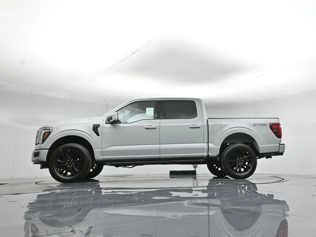 New 2026 Avalanche Ford Lariat image 7