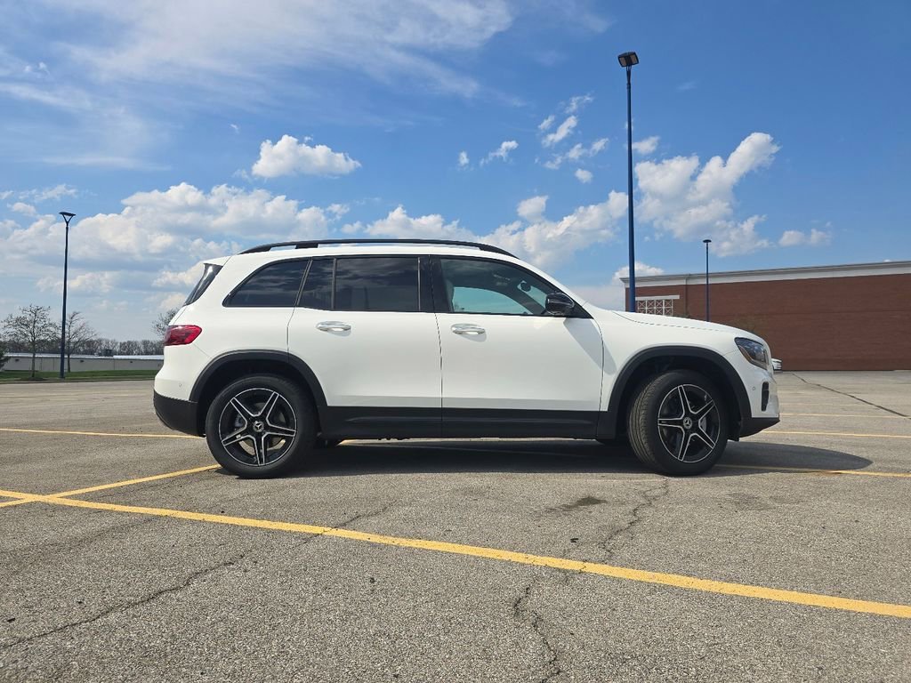 New 2026 Polar White Mercedes-Benz GLB 250 image 54