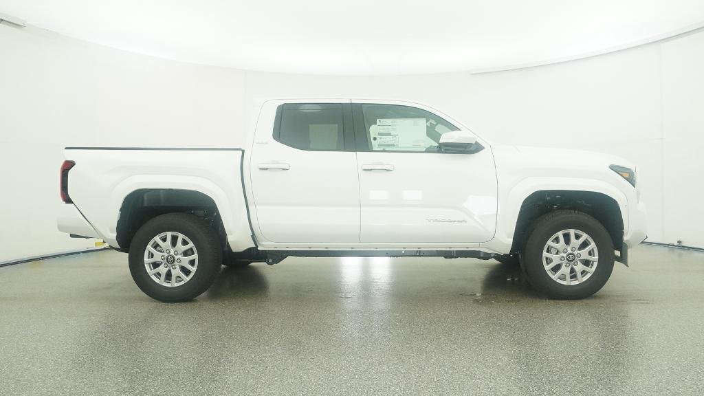 New 2026 Ice Cap Toyota SR5 image 28