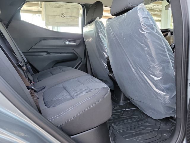 New 2027 Sterling Grey Metallic Chevrolet LT image 18