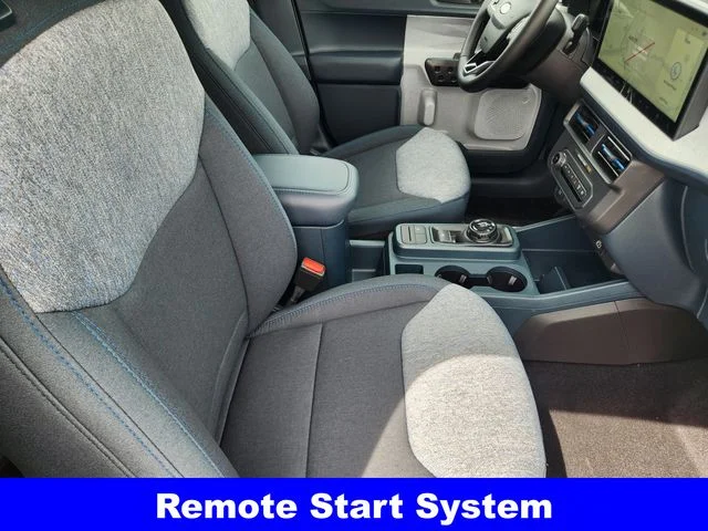 New 2026 Space White Metallic Ford XLT image 14